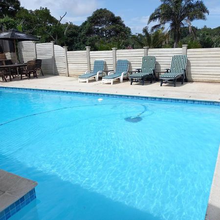 Poolside Guest House Port Shepstone Exterior foto