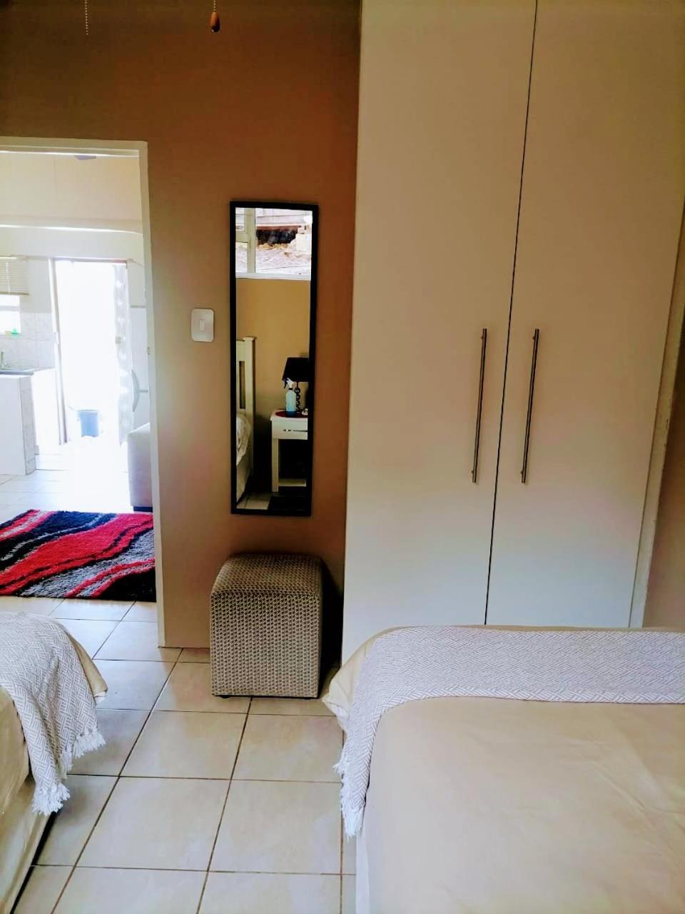 Poolside Guest House Port Shepstone Habitación foto